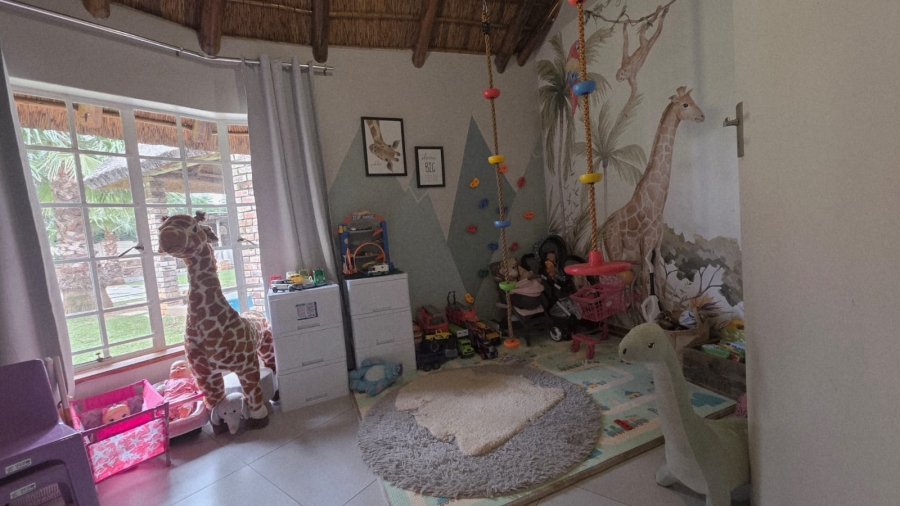 4 Bedroom Property for Sale in Wilkoppies North West